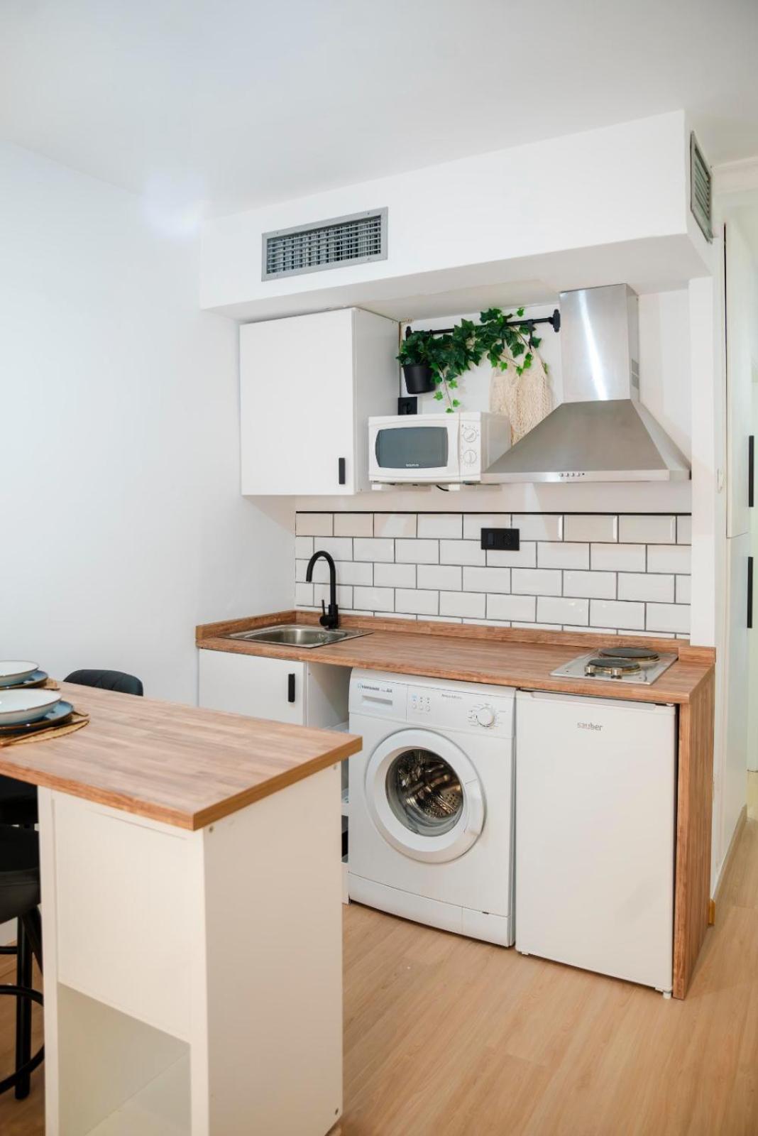 Apartment Bonito Piso En El Centro De By Bebalmy *
